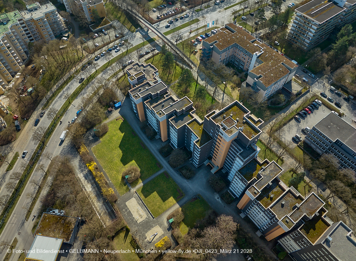 21.03.2023 - Luftbilder vom Marx-Zentrum in Neuperlach
